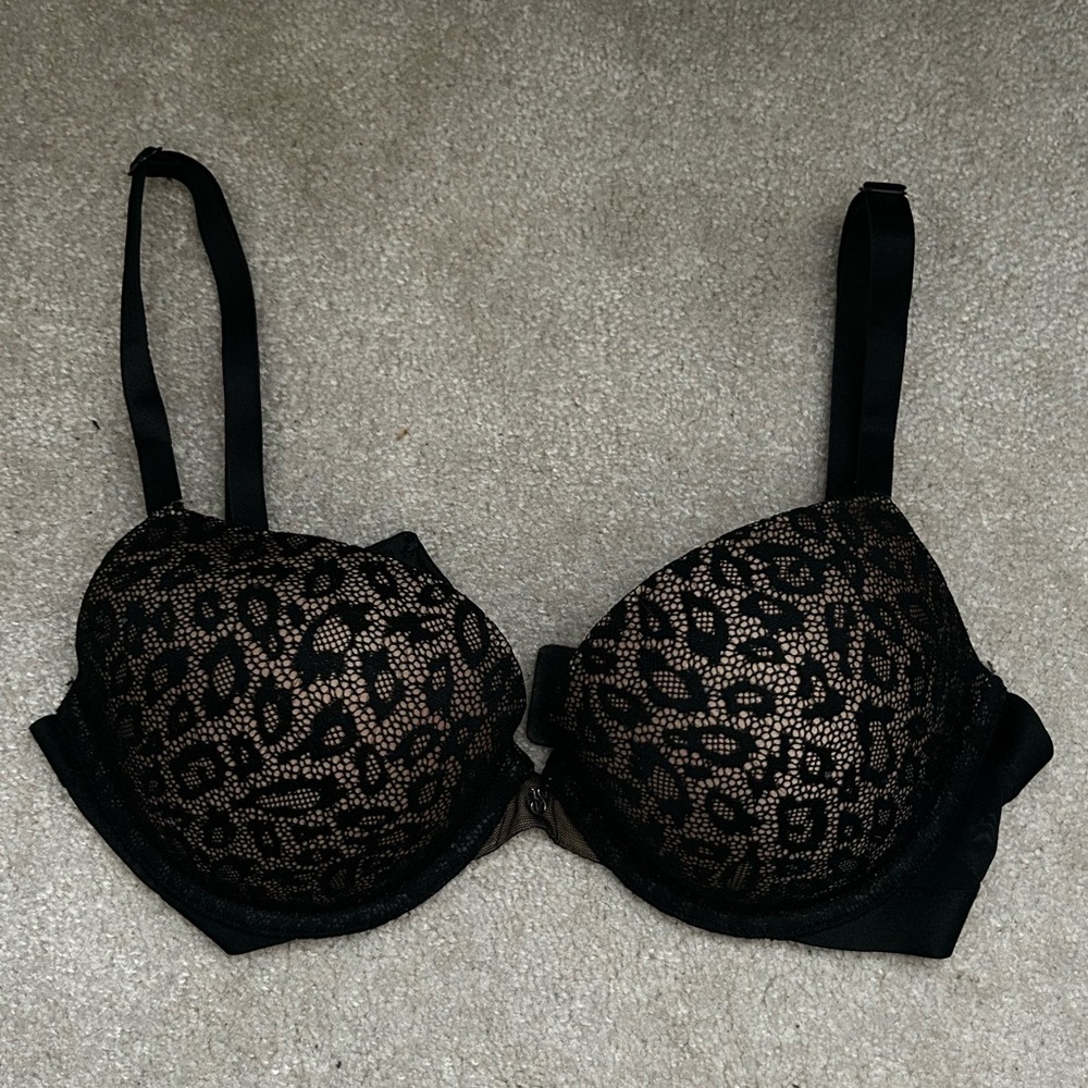 Victoria's Secret black push up bra